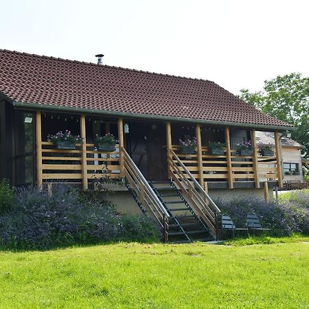 Le Chalet D'Eliot Chevigny  Buitenkant foto