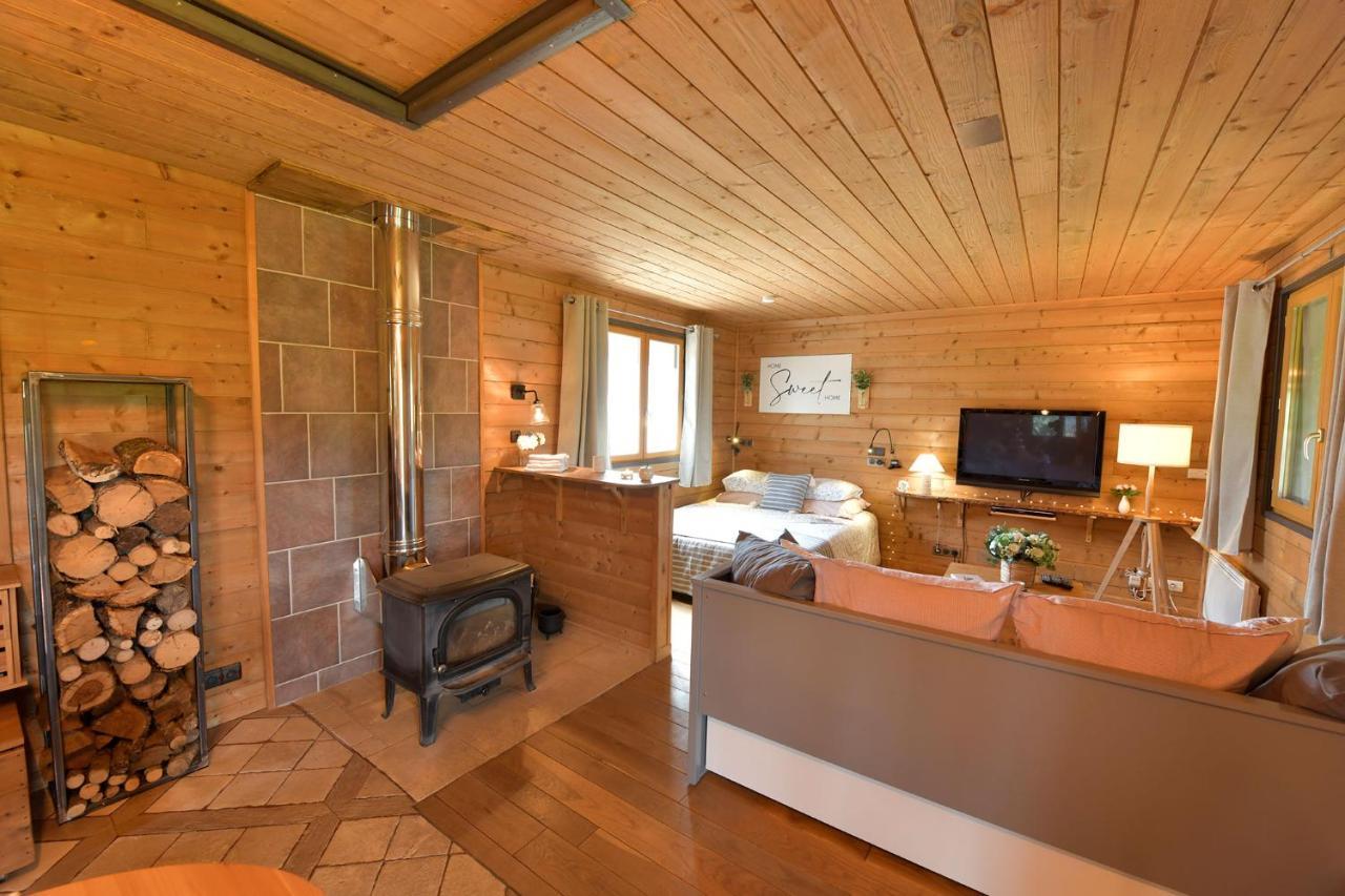 Le Chalet D'Eliot Chevigny  Buitenkant foto