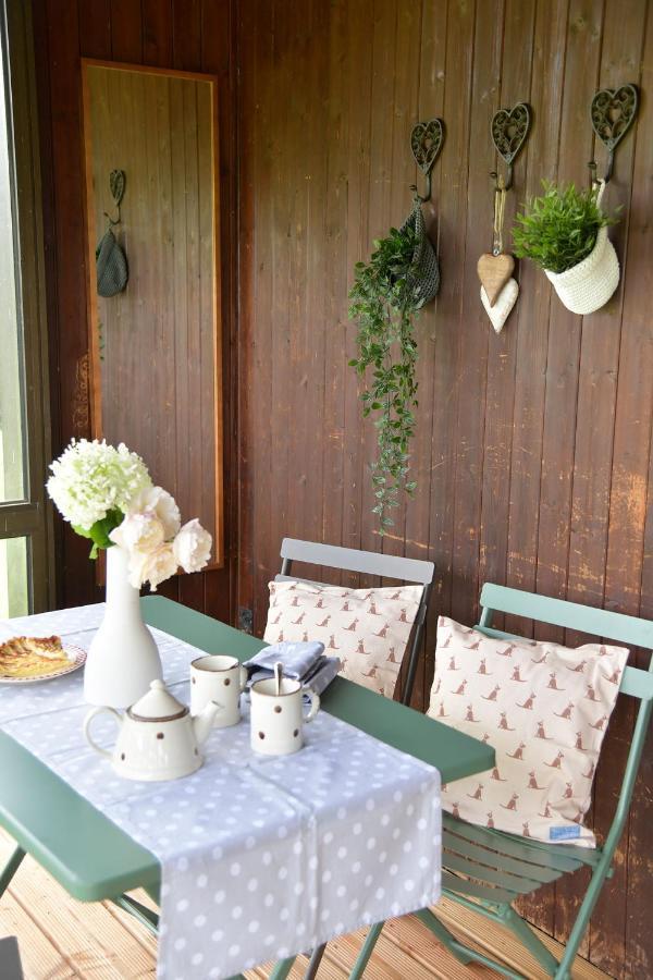 Le Chalet D'Eliot Chevigny  Buitenkant foto