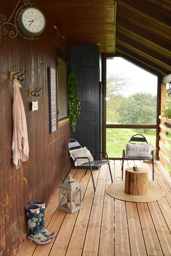Le Chalet D'Eliot Chevigny  Buitenkant foto